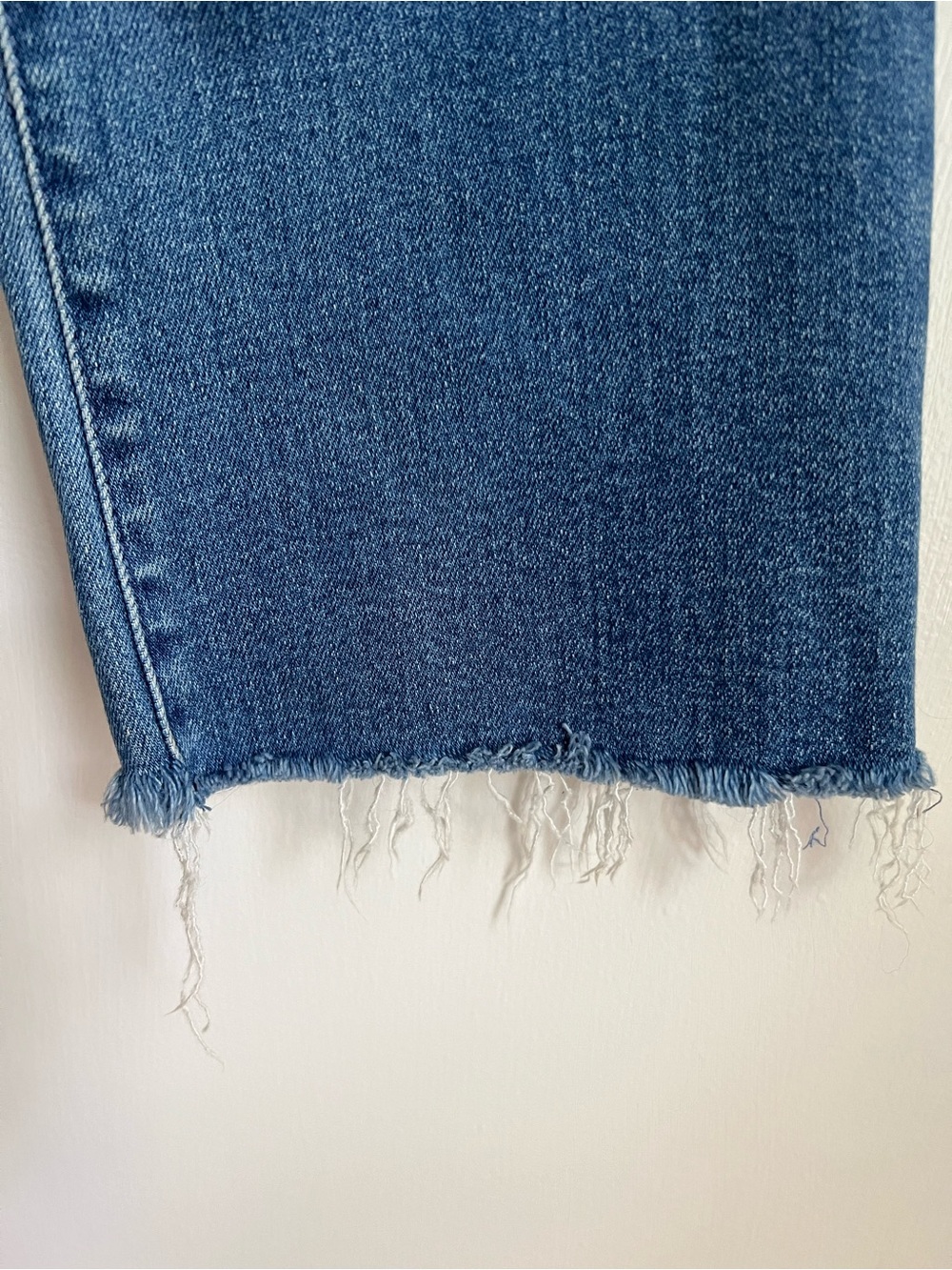 MOTHER The Hustler High-Rise Ankle Fray Jeans | Layover Wash | Size 29 - Picture 12 of 14